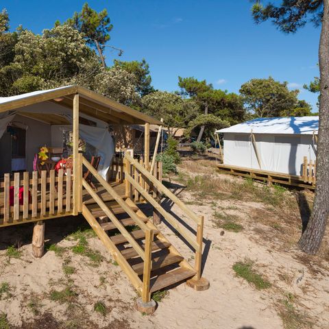 TENTE TOILE ET BOIS 4 personnes - Trappeur, 2 Chambres sans sanitaire