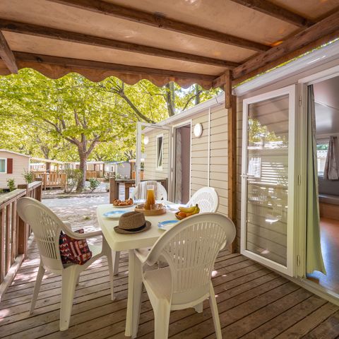 BUNGALOW 6 personnes - Comfort | 2 Ch. | 4/6 Pers. | Terrasse surélevée | Clim.