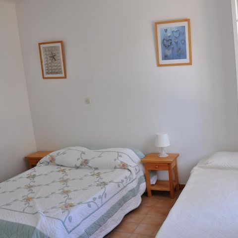 GÎTE 6 personnes - MADRAGUE (à l'étage)