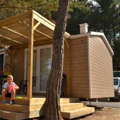 BUNGALOW 6 personnes - 2 chambres - TV + Clim