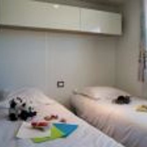 BUNGALOW 8 personnes - Mobilhome 8 personnes