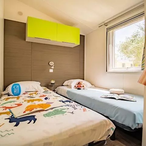 Mobilhome 4 personnes - Loisirs 3 Pièces 4 Personnes Climatisé + TV