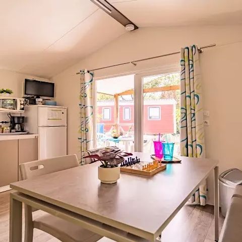BUNGALOW 4 personnes - Loisirs 3 Pièces 4 Personnes Climatisé + TV