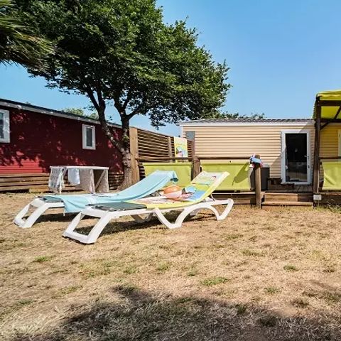 BUNGALOW 6 personnes - Trio Premium 4 Pièces 6 Personnes Jacuzzi + Climatisé + TV
