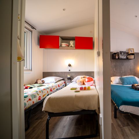 BUNGALOW 8 personnes - Gamme Quattro Premium avec Jacuzzi