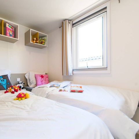 BUNGALOW 6 personnes - Comfort | 2 Ch. | 4/6 Pers. | Terrasse surélevée | Clim. | TV