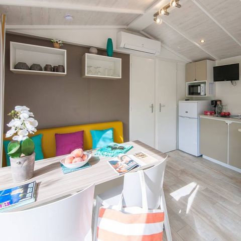 BUNGALOW 6 personnes - Comfort | 2 Ch. | 4/6 Pers. | Terrasse surélevée | Clim. | TV