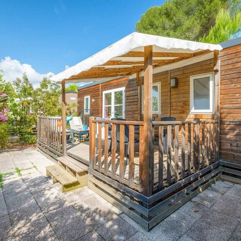 BUNGALOW 4 personnes - Comfort | 2 Ch. | 4 Pers. | Terrasse surélevée | 2 SDB | Clim. | TV