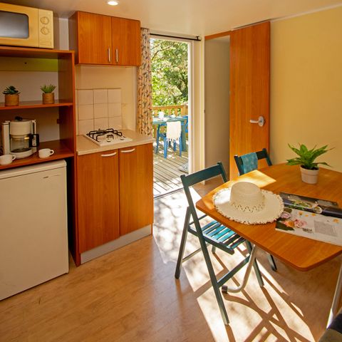 BUNGALOW 6 personnes - (SANS SANITAIRES)