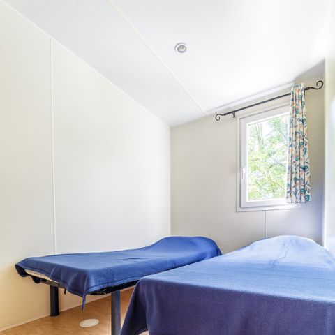 BUNGALOW 6 personnes - (SANS SANITAIRES)