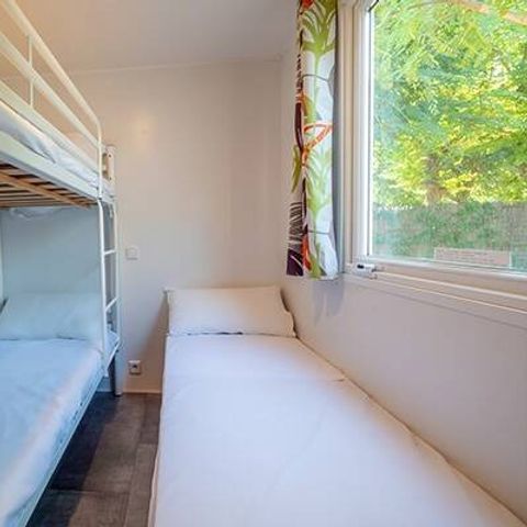 BUNGALOW 6 personnes - Mobil-home | Comfort | 2 Ch. | 4/6 Pers. | Terrasse simple | Clim.