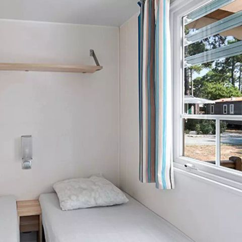 BUNGALOW 6 personnes - Mobil-home | Comfort | 3 Ch. | 6 Pers. | Terrasse surélevée | Clim. | TV