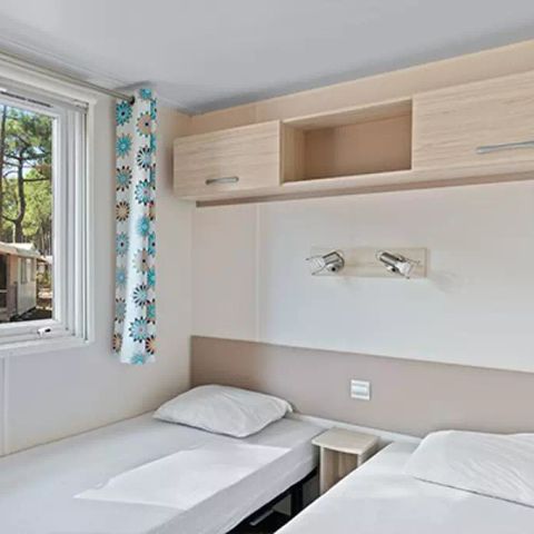 BUNGALOW 6 personnes - Mobil-home | Comfort | 3 Ch. | 6 Pers. | Terrasse surélevée | Clim. | TV