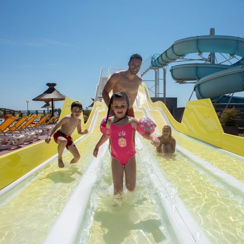 Camping Siblu Le Lac des Rêves - Funpass inclus - Camping Hérault - Image N°6