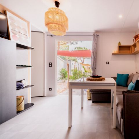 BUNGALOW 4 personnes - Privilège P2 2 chambres 2 SDB JACUZZI GARDEN