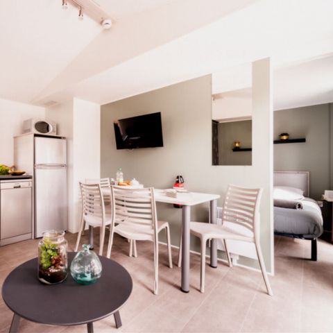 BUNGALOW 6 personnes - Privilège P3 3 chambres 2 SDB JACUZZI GARDEN