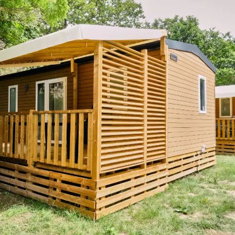 Mobilhome 6 personnes - Premium 4 Pièces 6 Personnes Climatisé + TV
