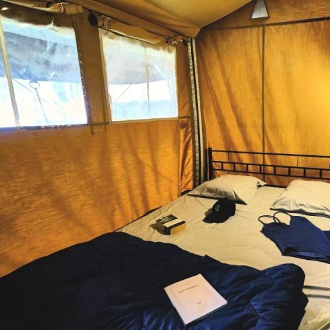 TENTE TOILE ET BOIS 5 personnes - Lodge Cosy 3 Pièces 5 Personnes Sans Sanitaire