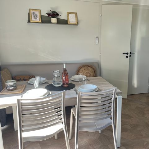 Mobilhome 4 personnes - LOISIRS