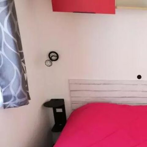 Mobilhome 4 personnes - Duo Premium 3 Pièces 4 Personnes Jacuzzi + Climatisé + TV