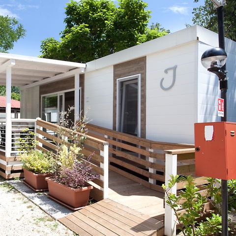 BUNGALOW 4 personnes - SENZA VISTA LAGO 24mq terrazzo/veranda CHIUSO