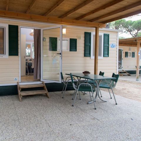 BUNGALOW 4 personnes - GIGLIO (inclus : piscine, salle de sport et service plage)