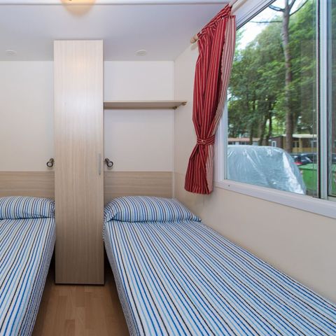 BUNGALOW 4 personnes - MIMOSA (inclus : piscine, salle de sport et service plage)