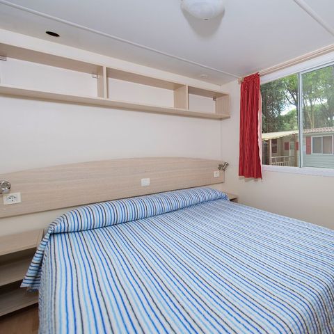 BUNGALOW 4 personnes - MIMOSA (inclus : piscine, salle de sport et service plage)