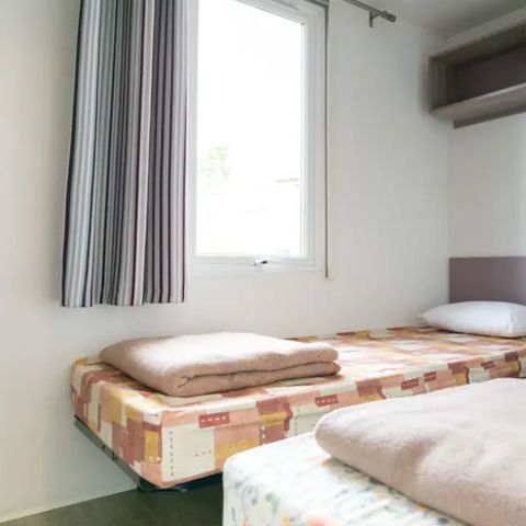 BUNGALOW 5 personnes - 5 (2 chambres)