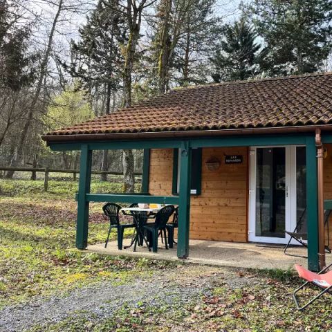 CHALET 4 personnes - Chalet Cosy Small 3 Pièces 4 Personnes + TV