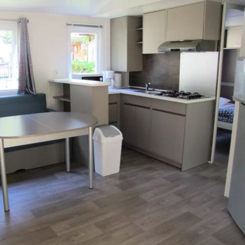 BUNGALOW 6 personnes - Mobil-Home Cosy 4 Pièces 6 Personnes Climatisé + TV