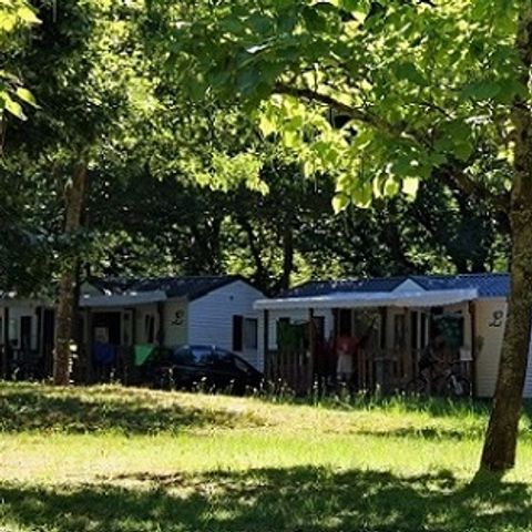 BUNGALOW 4 personnes - Cottage Luxe 2 chambres -  (mercredi/mercredi)