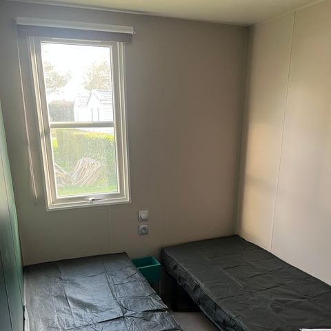 Mobilhome 6 personnes - 35m² Premium (3ch-6pers) + Terrasse + TV + LV