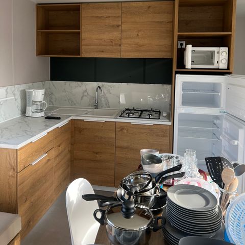 Mobilhome 6 personnes - 35m² Premium (3ch-6pers) + Terrasse + TV + LV