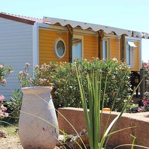 BUNGALOW 6 personnes - ESPACE PREMIUM- 32m2 clim et TV - vue bassin