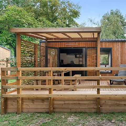 BUNGALOW 6 personnes - Mobil-home | Ultimate | 3 Ch. | 6 Pers. | Terrasse surélevée | 2 SDB | Clim.