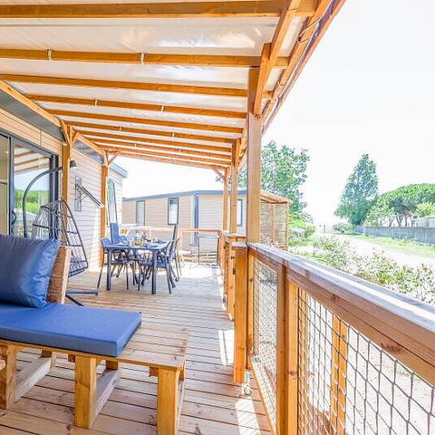 BUNGALOW 6 personnes - Mobil-home | Ultimate | 3 Ch. | 6 Pers. | Terrasse surélevée | Jacuzzi | 2 SDB | Clim.