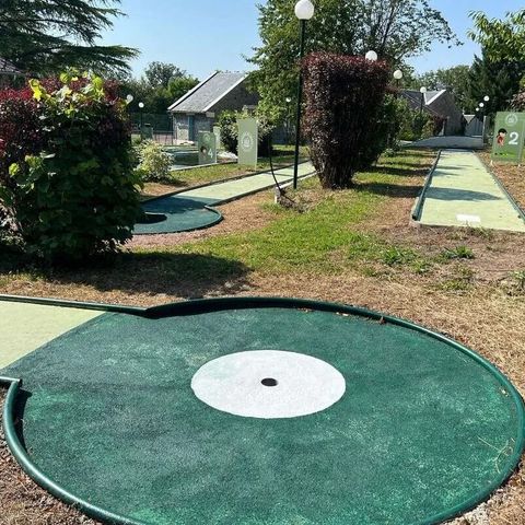 Ushuaïa Villages - Domaine de Scott - Camping Nièvre - Image N°5