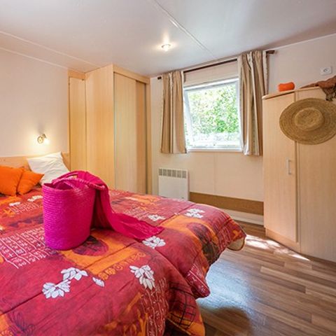 BUNGALOW 4 personnes - Mobil-home PMR | Comfort XL | 2 Ch. | 4/6 Pers. | Terrasse surélevée | Clim. | TV