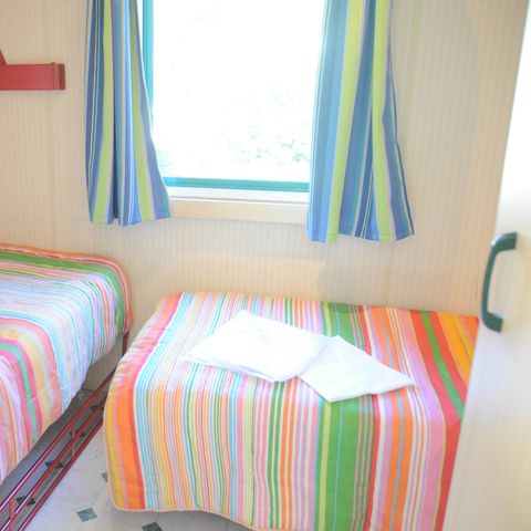 BUNGALOW 5 personnes - BASIC ECO TAHITI