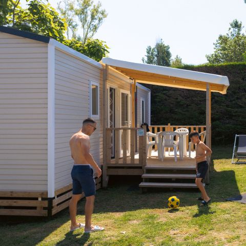 BUNGALOW 5 personnes - Mobil-home Evasion 28.5m² (2 chambres) (- de 9 ans) + TV + Terrasse 4/5 pers