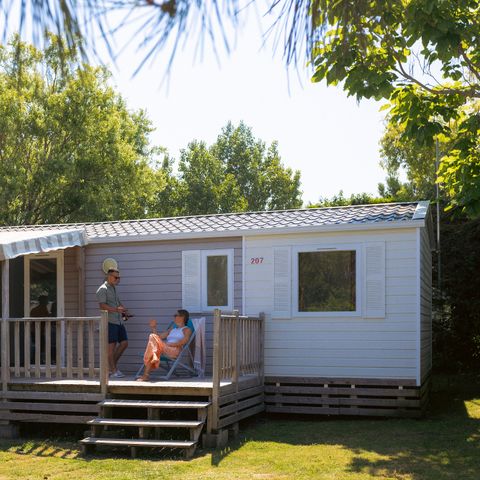Mobilhome 8 personnes - Mobil-home Sable 40m² (4 chambres) + TV + Terrasse couverte (+ de 8 ans) 8 pers