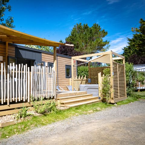BUNGALOW 6 personnes - Mobil-home Premium 3 ch. avec spa (37m²) 4/6 pers