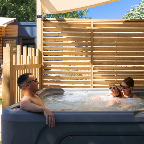 Mobilhome 4 personnes - Mobil-home Premium 2ch. avec spa (33m²) 4 pers