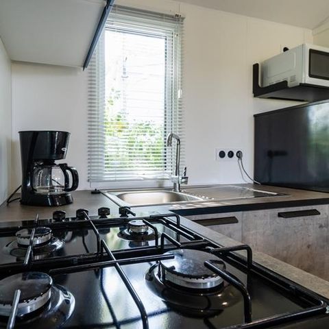 BUNGALOW 5 personnes - Evasion 28.5m² (2 chambres M) (- de 9 ans) + TV + Terrasse