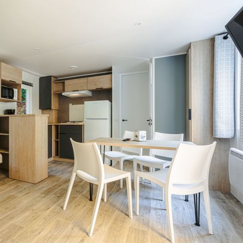 BUNGALOW 5 personnes - Mobil-home Evasion Plus 28.5m² (2 chambres) (- de 3 ans) + TV + Terrasse + Clim + Lave-vaisselle 4/5 pers