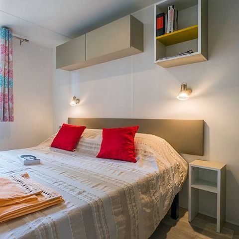 Mobilhome 6 personnes - Mobil-home | Comfort XL | 3 Ch. | 6 Pers. | Terrasse surélevée | Clim. | TV
