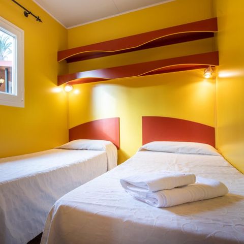 BUNGALOW 6 personnes - S700