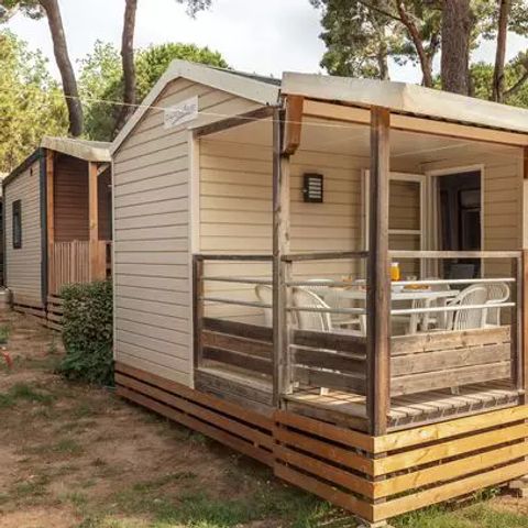 BUNGALOW 4 personnes - Comfort | 2 Ch. | 4 Pers. | Terrasse simple | Clim.