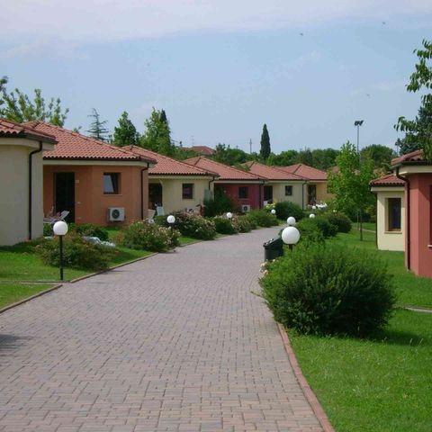 BUNGALOW 6 personnes - OLEANDRO